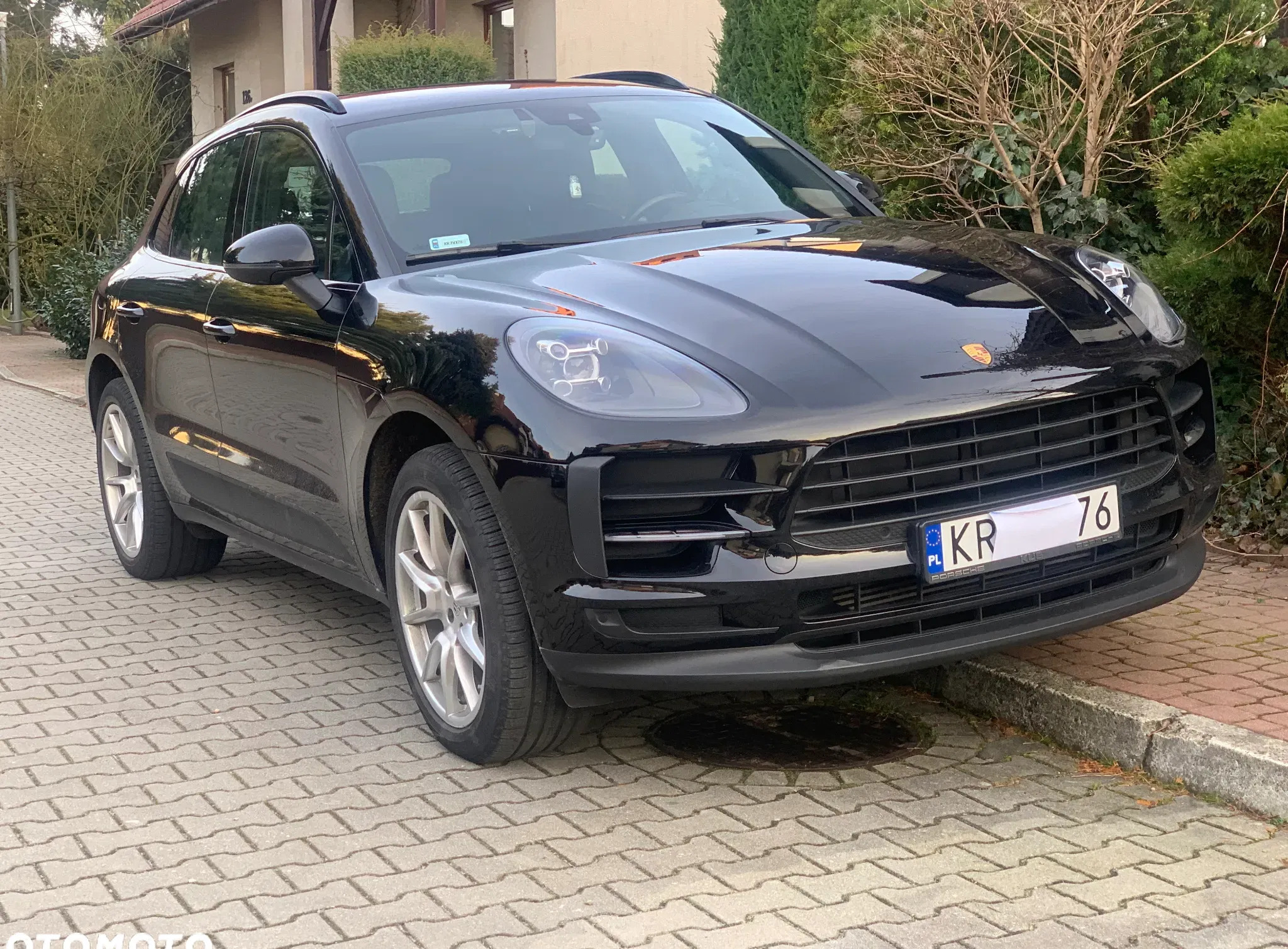 samochody osobowe Porsche Macan cena 220000 przebieg: 80000, rok produkcji 2019 z Katowice